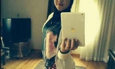 İsmi Ebru'ymus başka bilgi yok