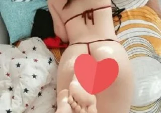19’luk Beyaz Tenli Çıtır Sevgi