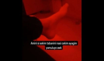 Z Kuşağı Hatundan Harika Amcık ve Memeler (Ayak İçerir)