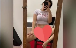 Takipçimiz 19 Yaşındaki Hala Kızının Onlyfans Hesabına Denk Gelmiş