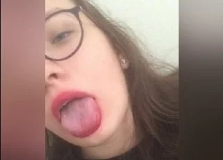 Kayserili Funda kendisi çok çıtır ve 20 yaşında(50+ Foto ve Video)