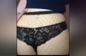 discordaki sakonun kız kardeşiyim deyip y*rak yiyor