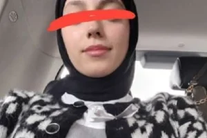 Türbanlı Sıla'nın geniş arşivi